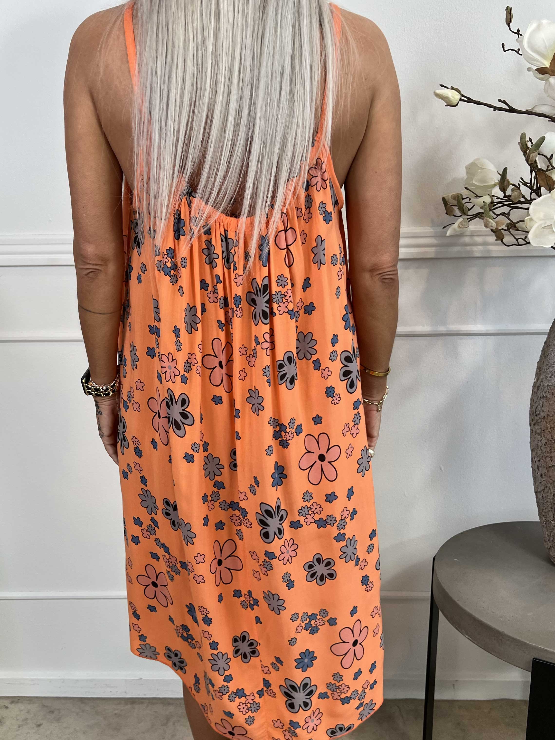 Sunshines Flower - Lätt viskosklänning med blommigt tryck